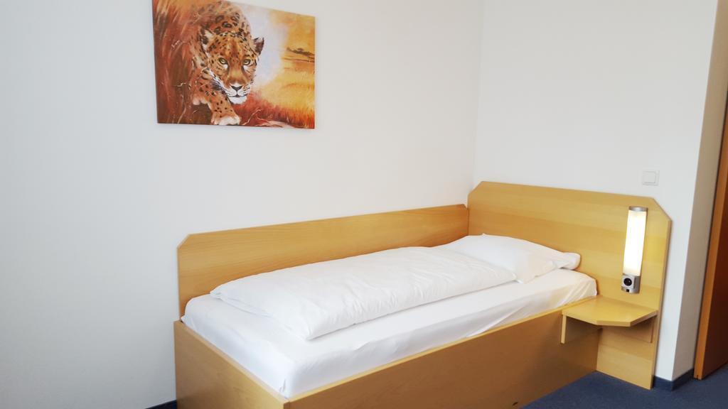G&K Hotel Guntramsdorf Szoba fotó