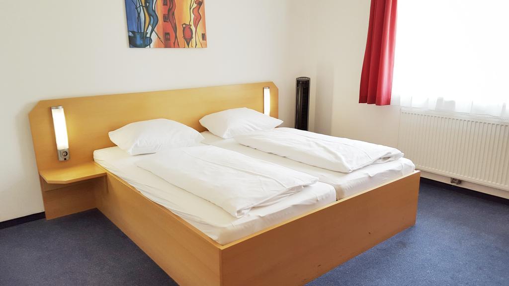 G&K Hotel Guntramsdorf Kültér fotó