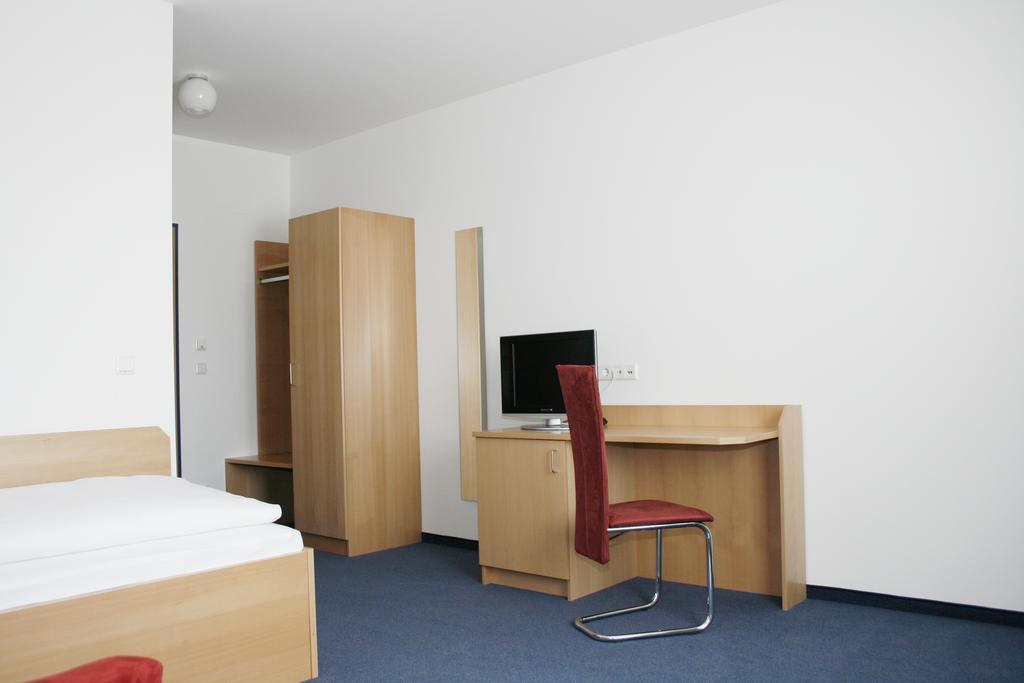 G&K Hotel Guntramsdorf Kültér fotó